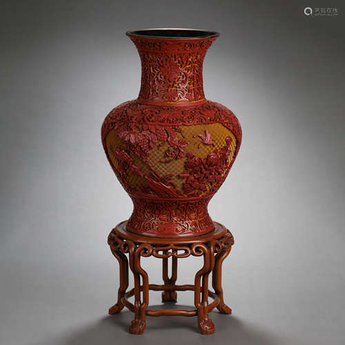 CHINESE QING DYNASTY LACQUER CARVING BOTTLE