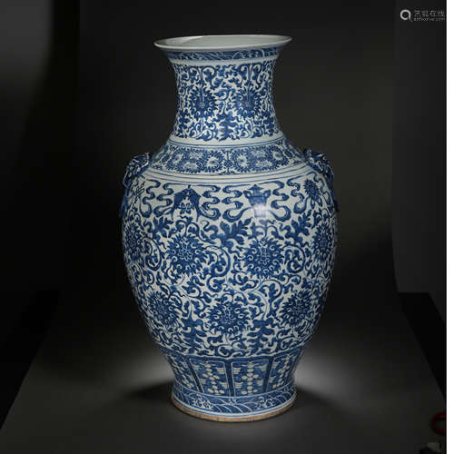 CHINESE QING DYNASTY BLUE VASE