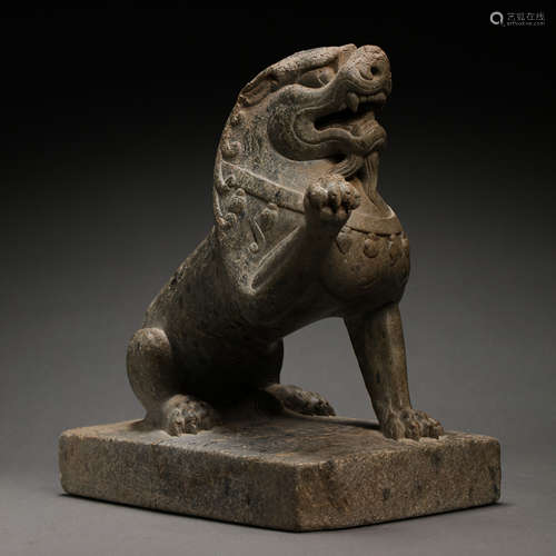 CHINESE TANG DYNASTY STONE CARVED LION