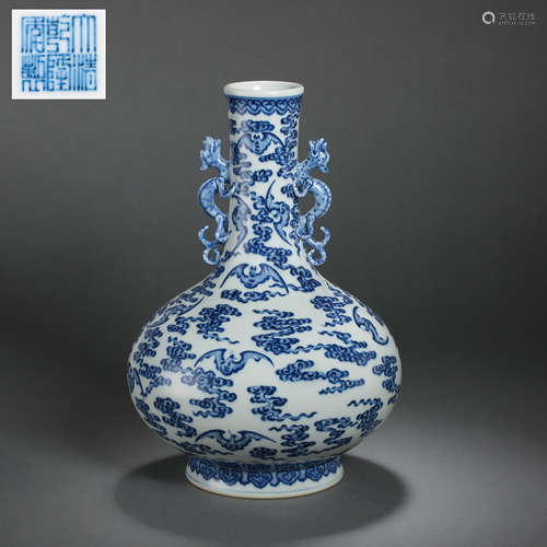 CHINESE QING DYNASTY BLUE VASE