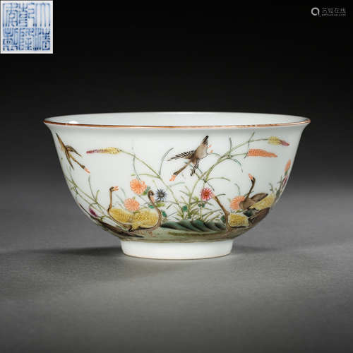 CHINESE QING DYNASTY FAMILLE ROSE BOWL