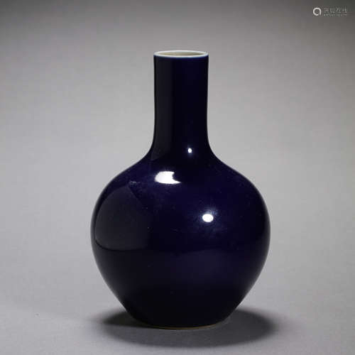 CHINESE QING DYNASTY JI BLUE GLAZED CELESTIAL BALL BOTTLE