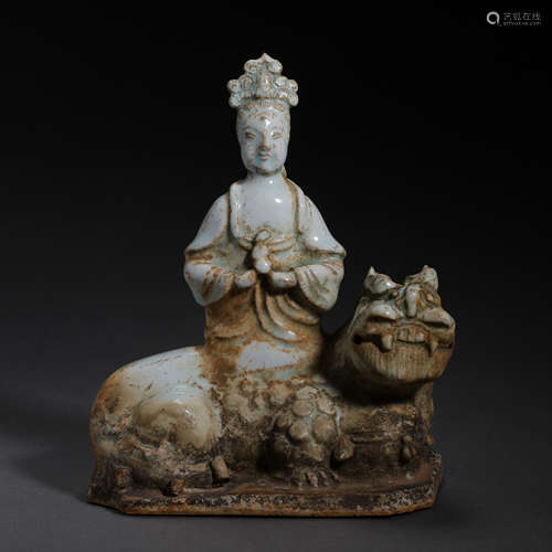 CHINESE SONG DYNASTY HUTIAN WARE GUANYIN STATUE