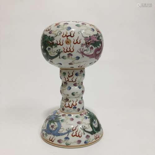 Chinese Famille Rose Porcelain Hat Holder