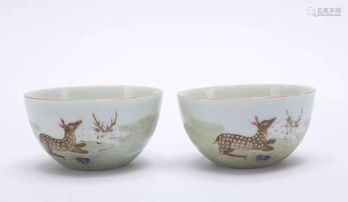 A pair of famille-rose 'deer' cup