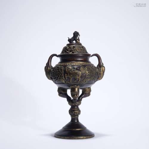 An eaglewood censer