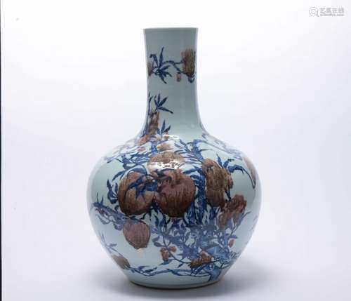 A blue and white allite red glazed globular vase