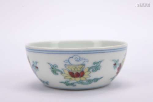 A Dou cai 'floral' cup