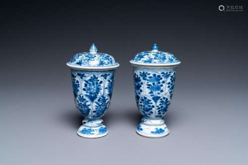 A pair of Chinese blue and white beakers and covers, Kangxi