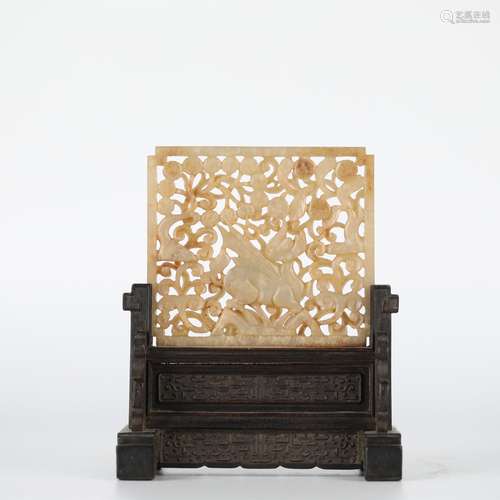 Hetian white jade and red sandalwood screen, Qing