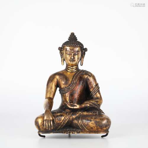 Gilt bronze statue of Buddha, 16th century