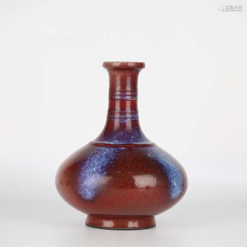 Red glazed porcelain vase，18th century