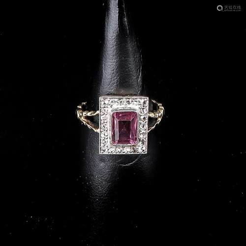 A Ladies 18KG Diamond and Spinel Ring