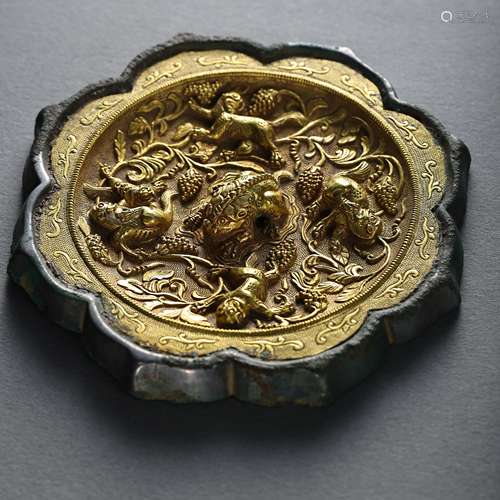 CHINESE TANG DYNASTY EMBEDDED PURE GOLD SEA BEAST BRONZE MIR...