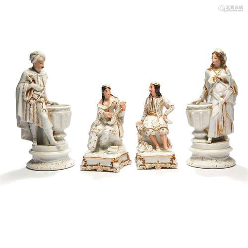 PORCELAINE DE PARISSUITE DE DEUX STATUETTES FORMANT VASESen ...