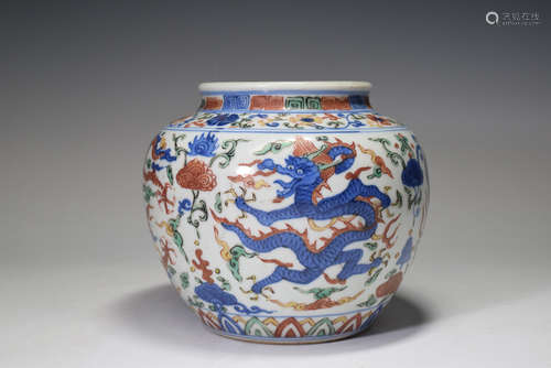 Doucai Dragon Pattern Porcelain Jar