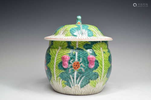 Drawing Chinese Cabbage Porcelain Jar