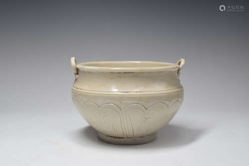 Ding White Glazed Porcelain Pot