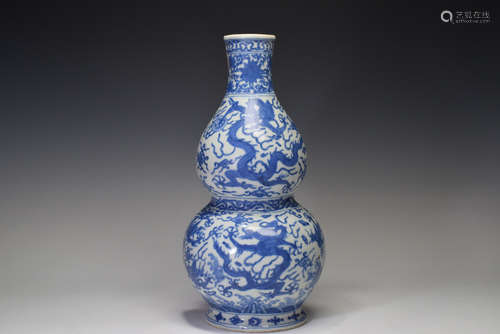 Blue and White Dragon Pattern Gourd Shape Porcelain Wall Vas...