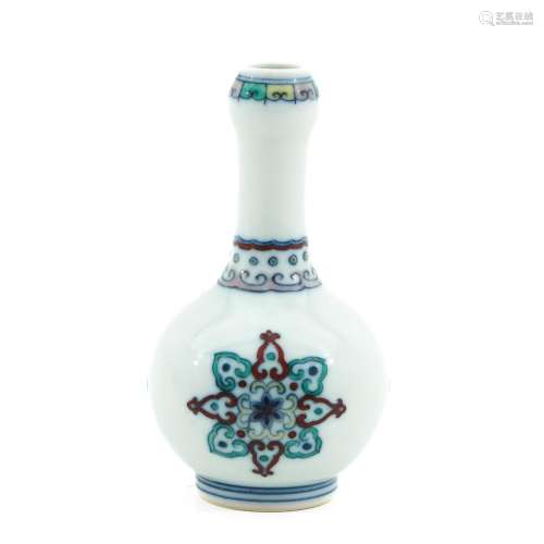 A Small Doucai Decor Vase