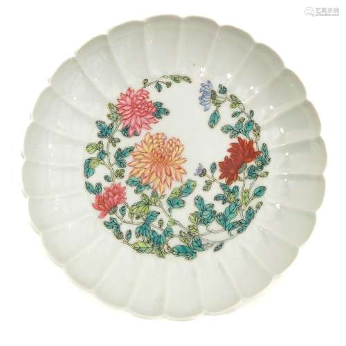 A Famille Rose Dish