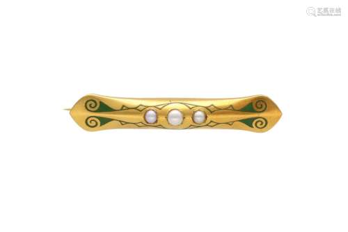 An 18-kt gold brooch with three cultured pearls and green en...