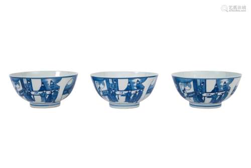 A set of three blue and white porcelain bowls