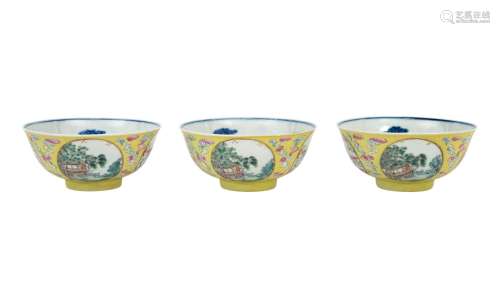 A set of three polychrome porcelain medallion bowls