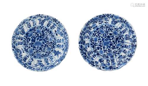 A pair of lobed blue and white porcelain dishes, decorated w...