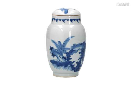 A blue and white porcelain lidded jar, decorated with flower...