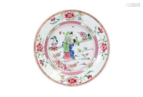 A famille rose porcelain dish, decorated with flowers and lo...