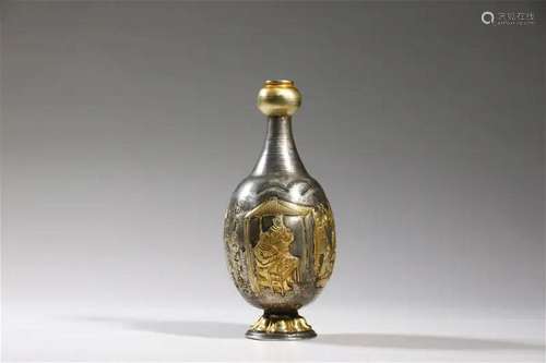 Gilt Bronze Figure Story Garlic-head Bottle