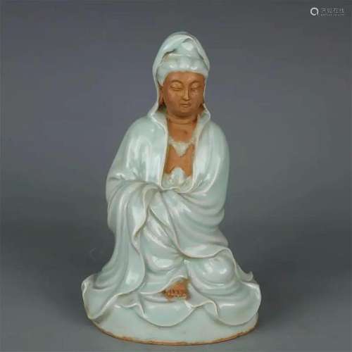 Longquan Kiln Celadon Guanyin Statue