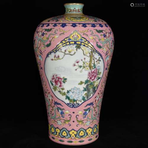 清雍正  珐琅彩牡丹花卉纹梅瓶