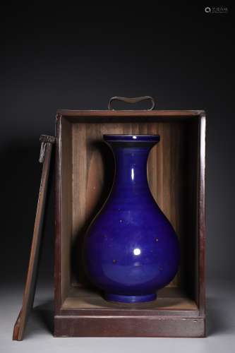 清 霽藍釉瓶