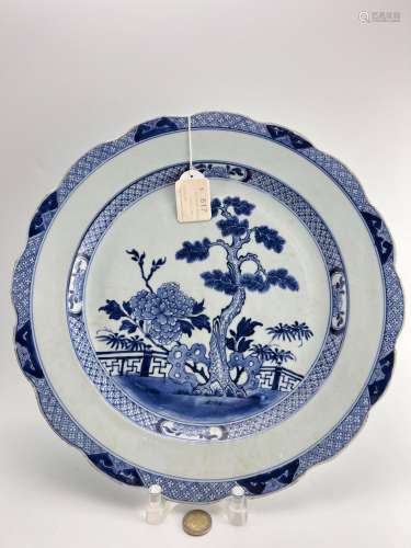 A large blue&white dish, Qing Dynasty Pr.