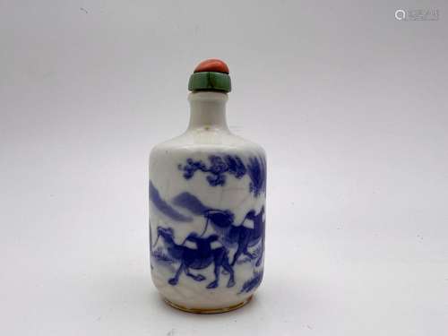 A blue&white porcelain snuff bottle, Qing Dynasty Pr.