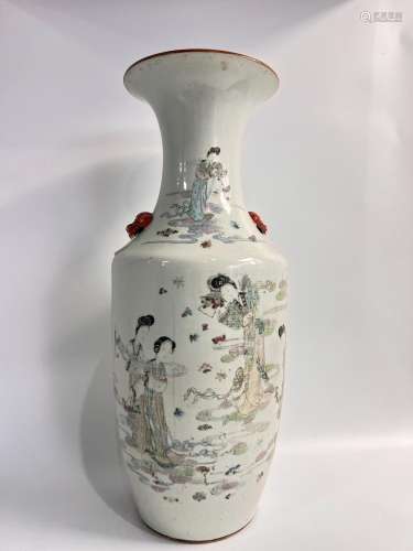 A large famille rose vase, Qing Dynasty Pr.