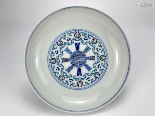 A doucai plater, marked, Qing Dynasty Pr.