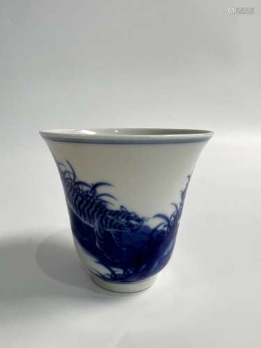 A blue&white marked cup, Qing Dynasty Pr.