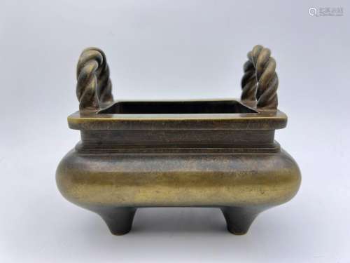 A double ears bronz censor, Qing Dynasty Pr.