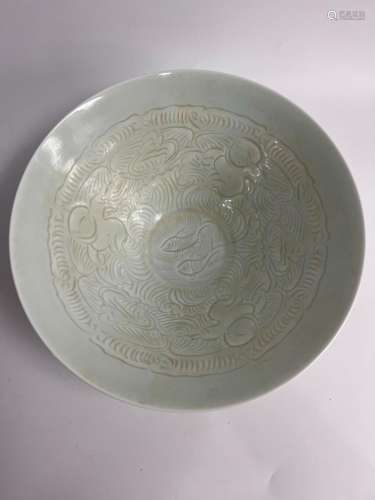 A large childred decos bowl, unkown age.