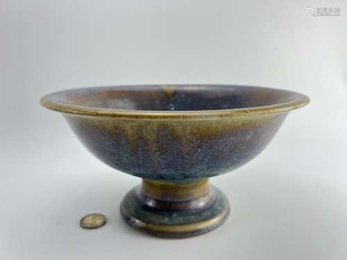 A brooded high foot bowl, Qing Dynasty Pr.