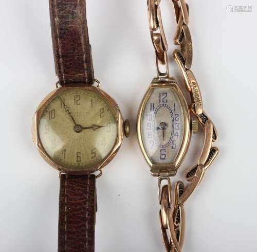 A 9ct gold circular cased lady's wristwatch, the jewelled mo...