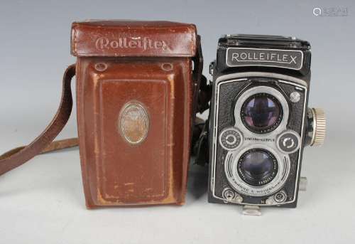 A Franke & Heidecke Rolleiflex 3.5 twin lens reflex came...
