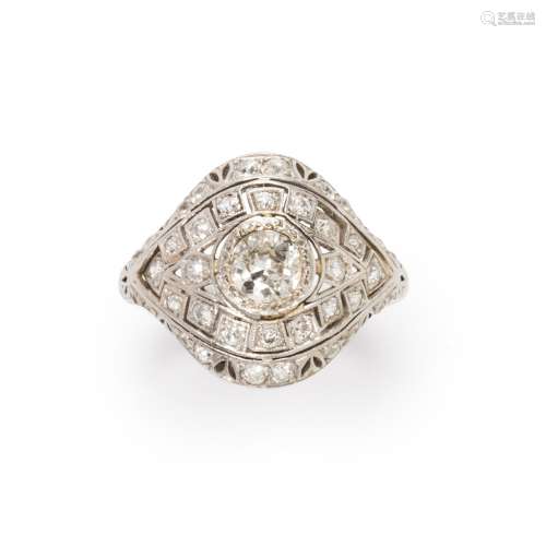 An Art Deco diamond and platinum ring