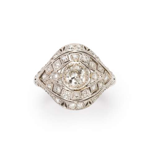 An Art Deco diamond and platinum ring