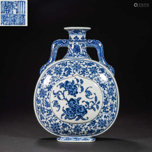 CHINESE BLUE AND WHITE FLAT VASE, QING DYNASTY