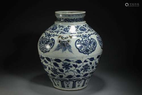 Blue and white phoenix pattern pot