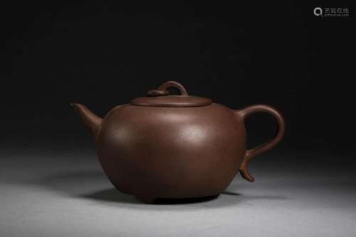 Purple clay pot in Qing Dynasty